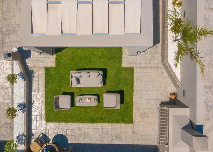 Rua Mat - Serene With Modern Comfort, By Zantewize Villa *