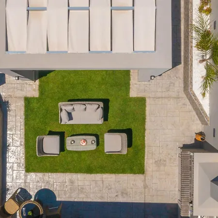 Rua Mat - Serene With Modern Comfort, By Zantewize فيلة *