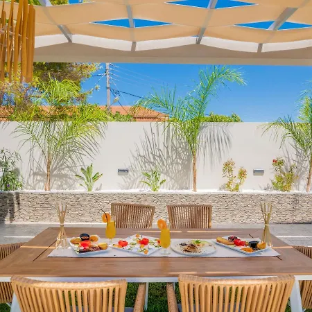 וילה Rua Mat - Serene With Modern Comfort, By Zantewize